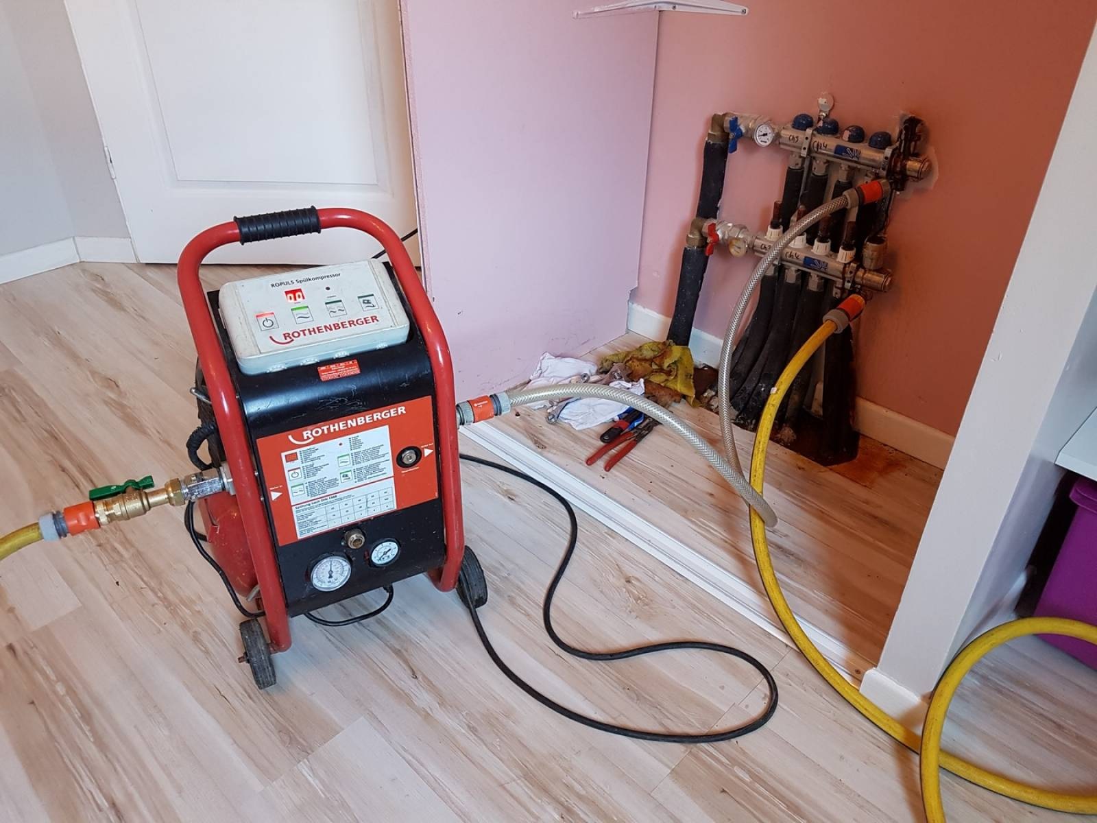 Tuzla İçmeler Vaillant Hermetik Şofben Petek Temizliği